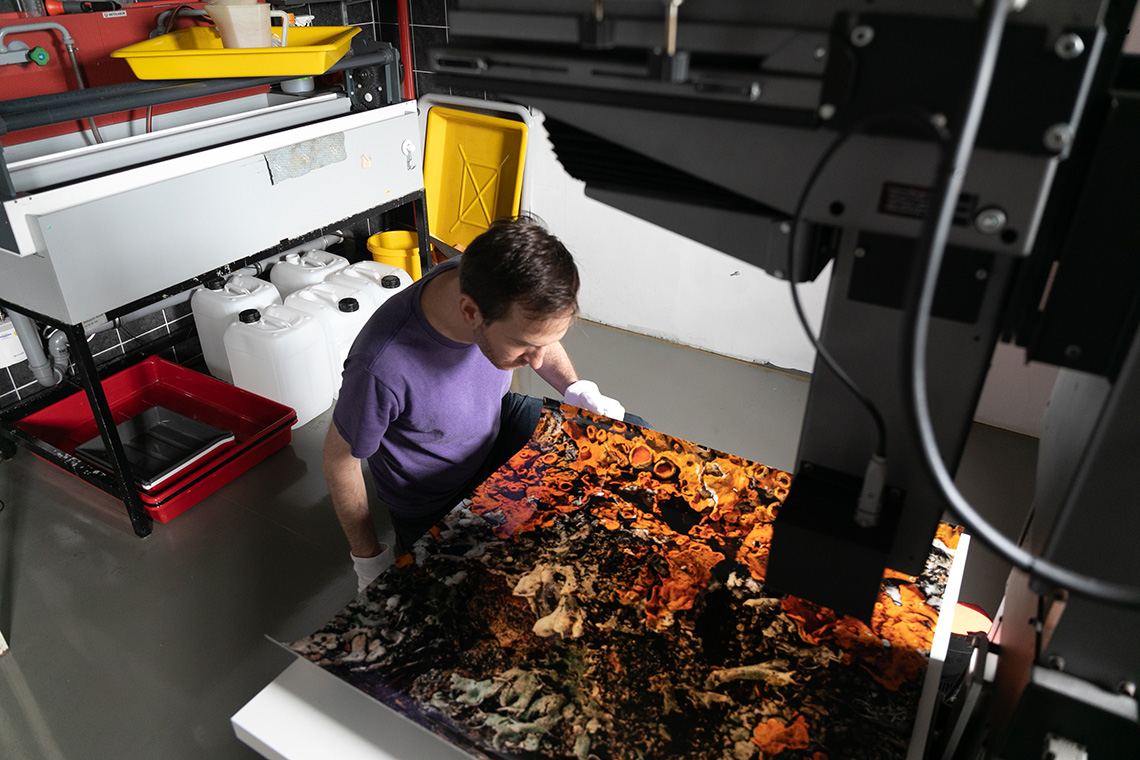 Lightvessel — Duratrans sculpture